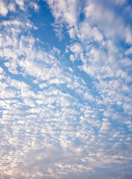 Cielo con nubes —  Fotos de Stock