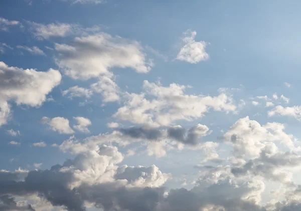 Blauer Himmel — Stockfoto