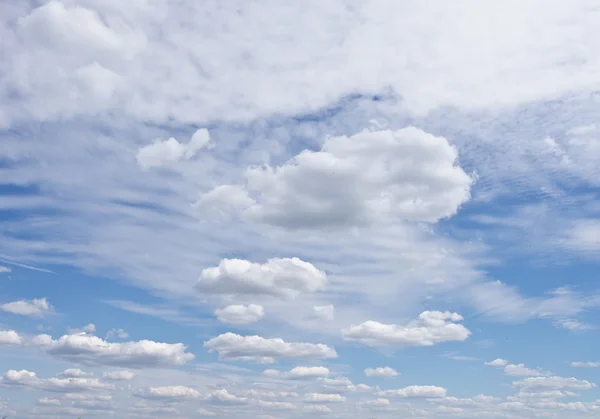 Blå himmel — Stockfoto