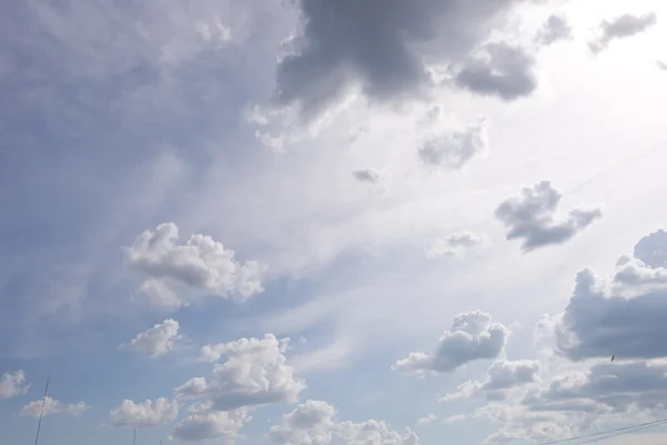 Nubes lluviosas —  Fotos de Stock