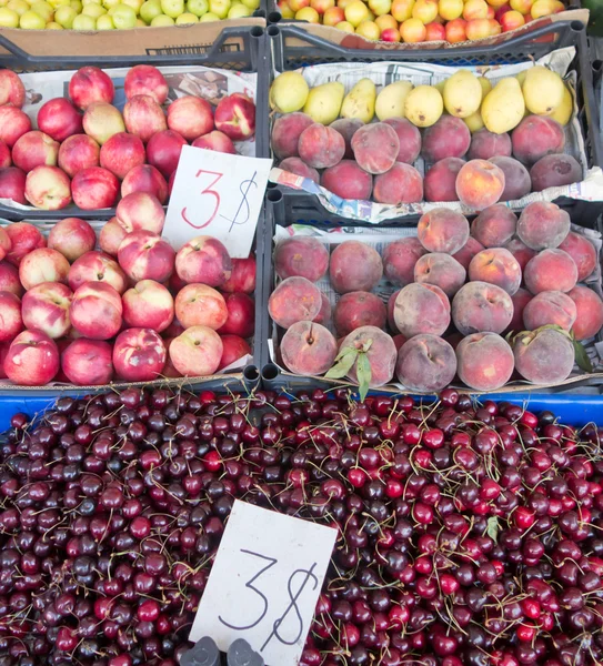 Frukt marknad — Stockfoto