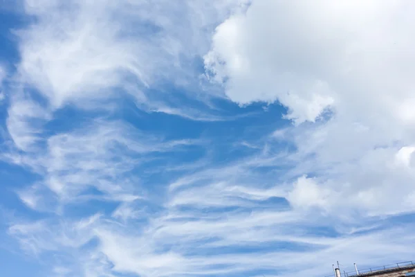 Cielo azul —  Fotos de Stock