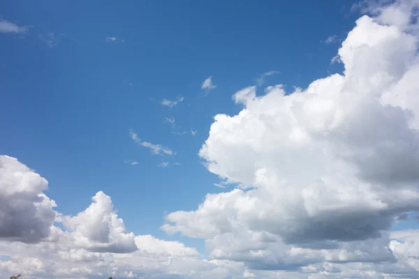 Céu azul — Fotografia de Stock