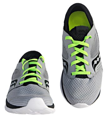 Beyaz arkaplanda izole edilmiş spor ayakkabılar