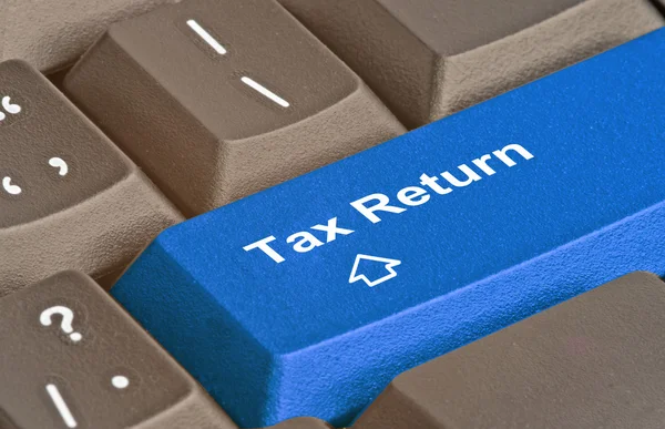 Keyboard with hot key for tax return — Stock Photo, Image