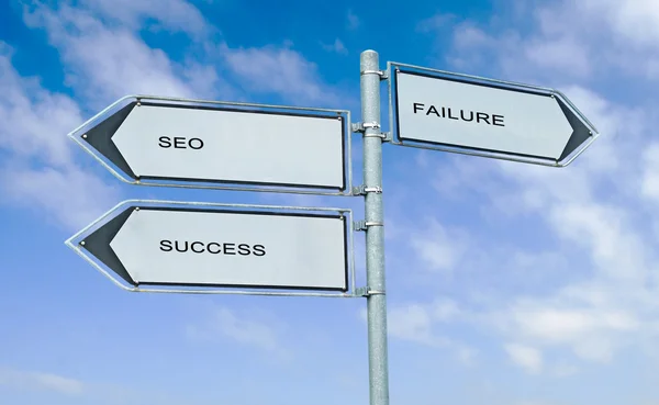 Wegweiser mit den Wörtern "seo", "success" und "failure"" — Stockfoto