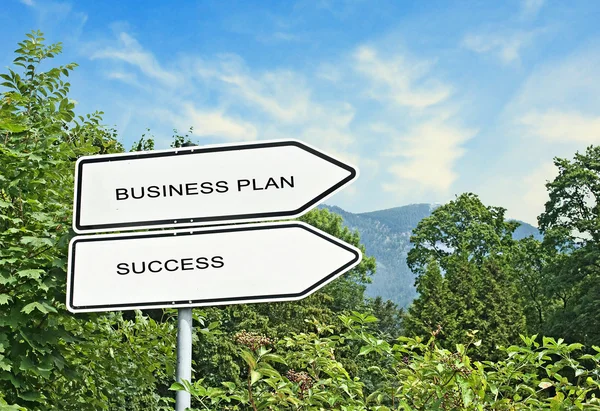 Sinal de estrada para o plano de negócios e sucesso — Fotografia de Stock