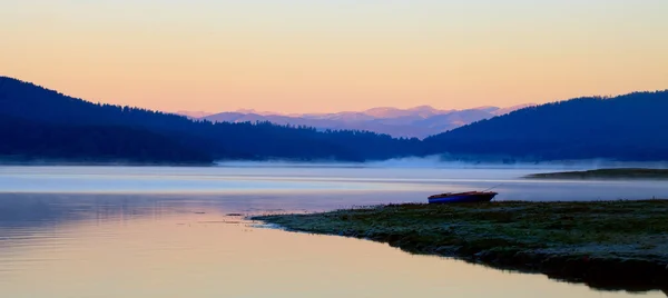 Lago panoramico — Foto Stock