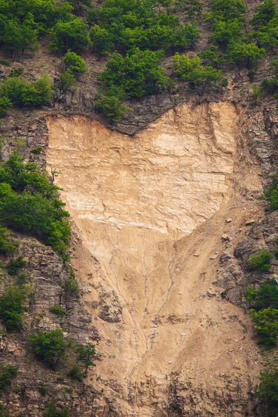 Klippen in Herzform — Stockfoto