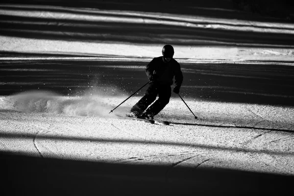 Bw skieur fond — Photo