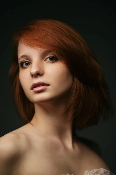 Hermoso rojo pelo chica retrato — Foto de Stock