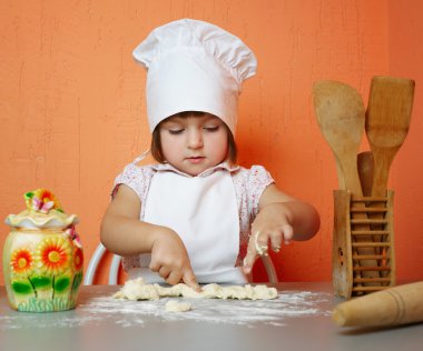 küçük şirin Şef bisküvi yemek