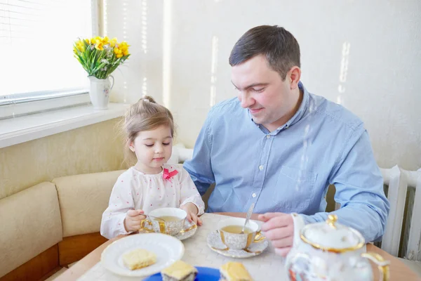 Family has breakfast in the morning — Stock Photo, Image