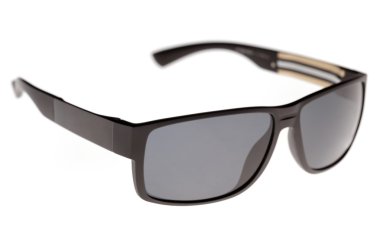 Beyaz arkaplanda izole edilmiş güneş gözlükleri