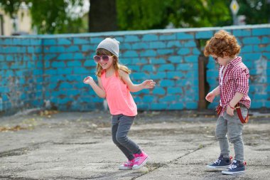 iki sevimli hipsters fotoğrafı