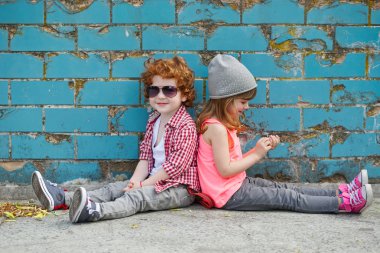 iki sevimli hipsters fotoğrafı
