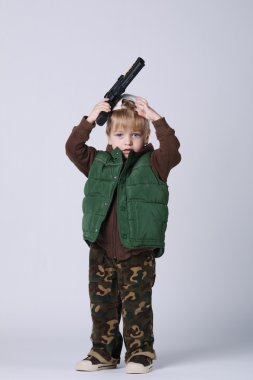 küçük çocuk edici beyaz top