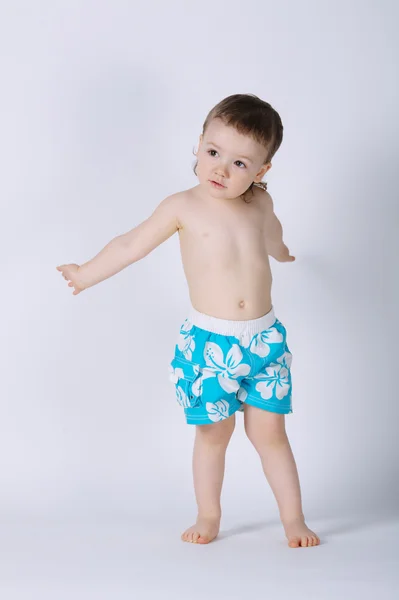 Menino feliz com roupa de banho — Fotografia de Stock