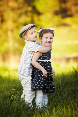 mutlu çocuk ve kız