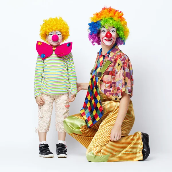 Grandi e piccoli buffi clown foto — Foto Stock