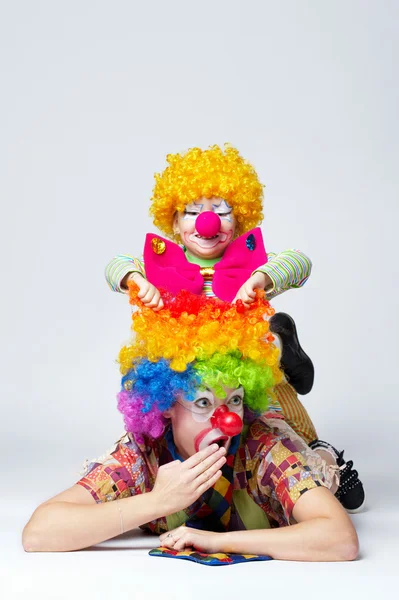 Große und kleine lustige Clowns Foto — Stockfoto