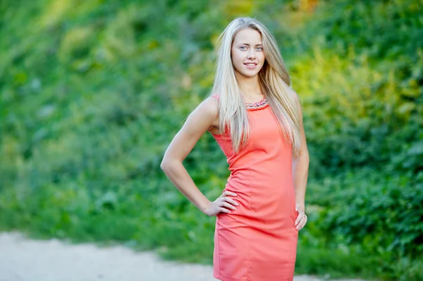 Beautiful girl sensual portrait — Stock Photo, Image