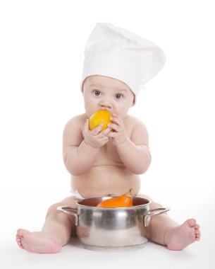 Beyaz arka plan üzerinde küçük şirin aşçı