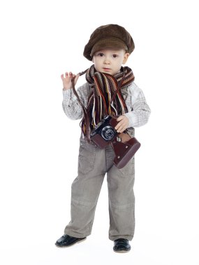 Çocuk yaşında retro kamera ile