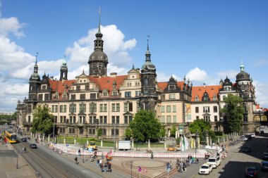 Dresden Triangulationssaule Schlossturm 02