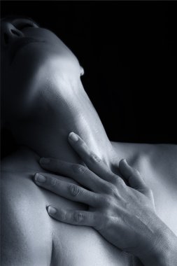 kadın boyun ve el duygu sanatsal dönüşüm vücut scape