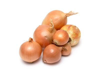 Beyaz arka plan üzerinde izole soğan ampul