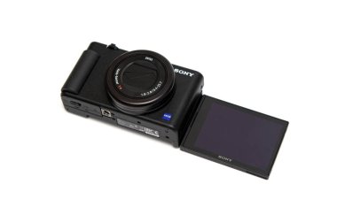 PETROPAVLOVSK, KAZAKHSTAN - 26 Şubat: Sony ZV-1 kamera beyaz arkaplanda.