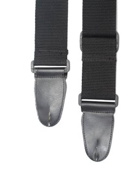 Beyaz arkaplanda kumaştan siyah kuşak