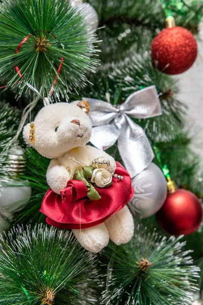 Orsacchiotto Decorazione Natale Sull Albero — Foto Stock