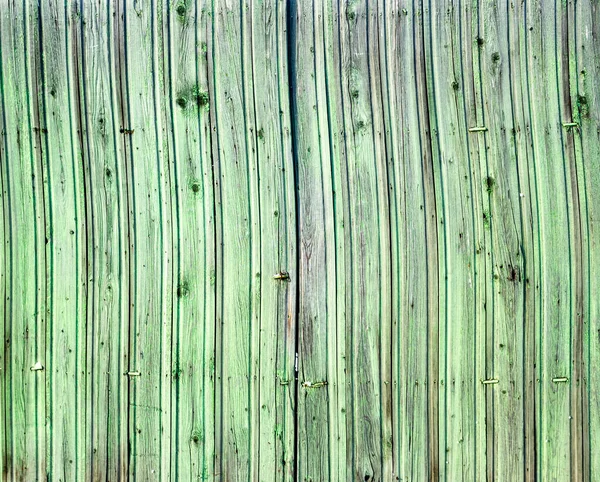 古い木製のフェンス緑の塗料の背景テクスチャ — ストック写真