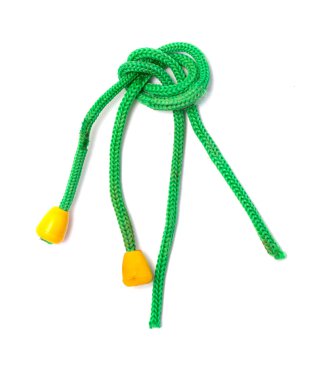 Beyaz arkaplanda yeşil ip yakın plan