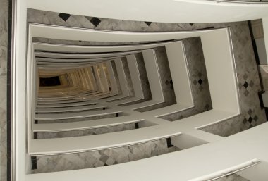 merdiven içinde bina üstten görünüm