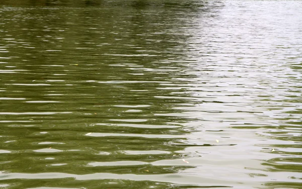 Surface de l'eau avec vagues — Photo