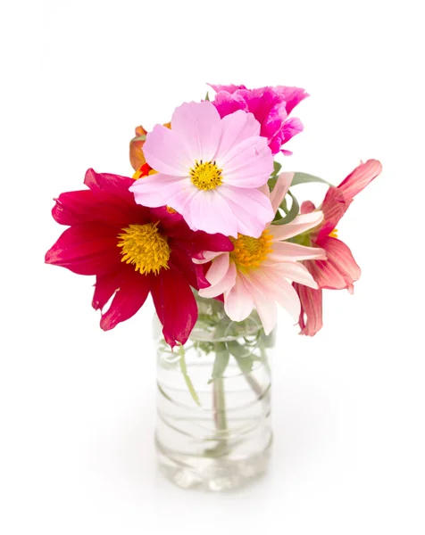 화이트에 꽃의 꽃다발 — 스톡 사진
