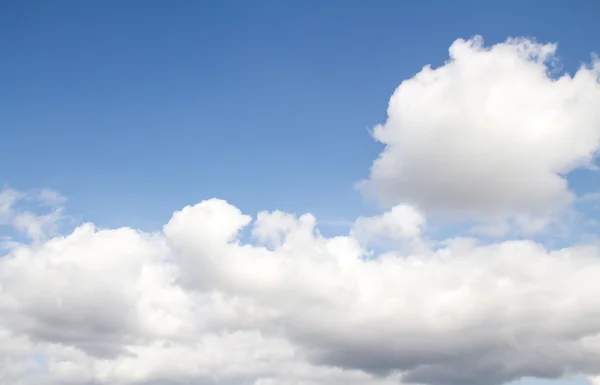 Blå himmel Moln — Stockfoto