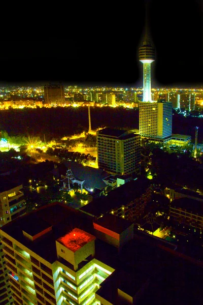 Paisaje urbano de Pattaya al atardecer — Foto de Stock