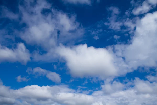 Blue sky with clouds — Stock Photo, Image