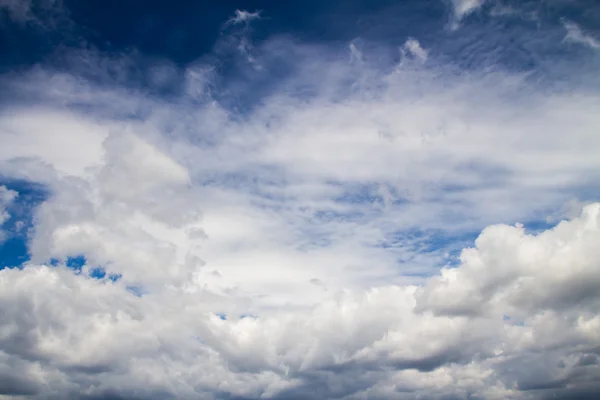 Blå himmel Moln — Stockfoto