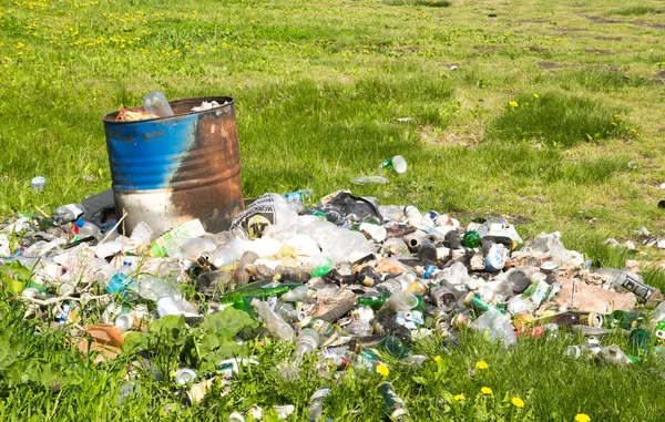 Arge pile of garbage — Stock Photo, Image
