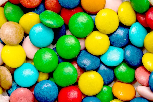Vitaminler ile renkli kapsül