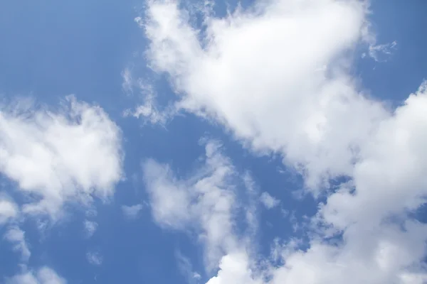 Blue sky with clouds — Stock Photo, Image