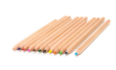izole ahşap kalemler