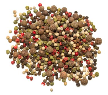 Beyaz bir arka plan üzerinde yuvarlak biber