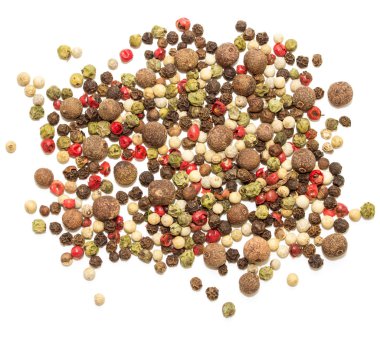 Beyaz bir arka plan üzerinde yuvarlak biber