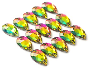 Renkli kristal kolye